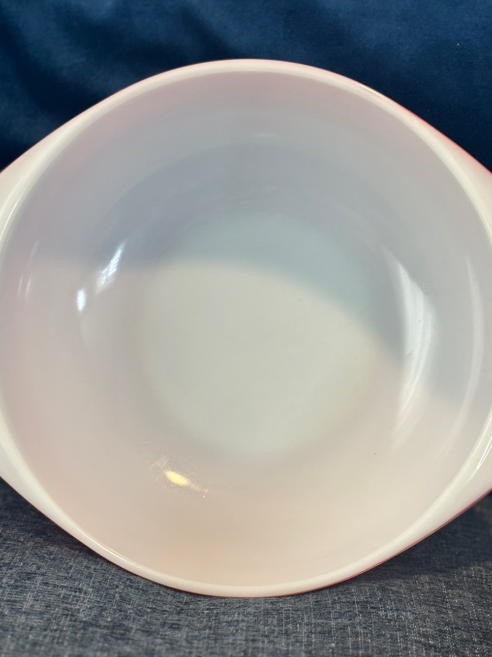Vintage PYREX Flamingo Pink
2QT Nesting Mixing Bowl #024
Casserole Dish 10" NICE